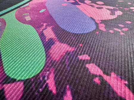 Dywan gamingowy 3D Strado ColorPad 140x200 cm nowoczesnym wzorem do pokoju gracza