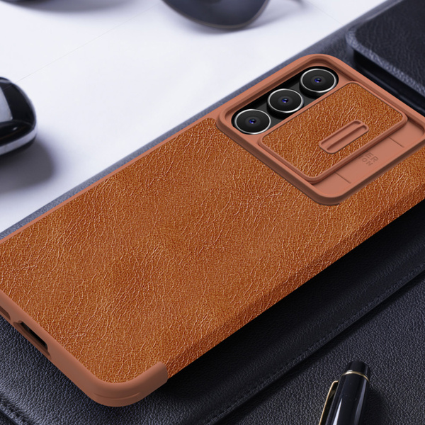 Etui Nillkin Qin Pro do Samsung Galaxy S23, czerwone - ochronne z podstawką, dostęp do portów i przycisków